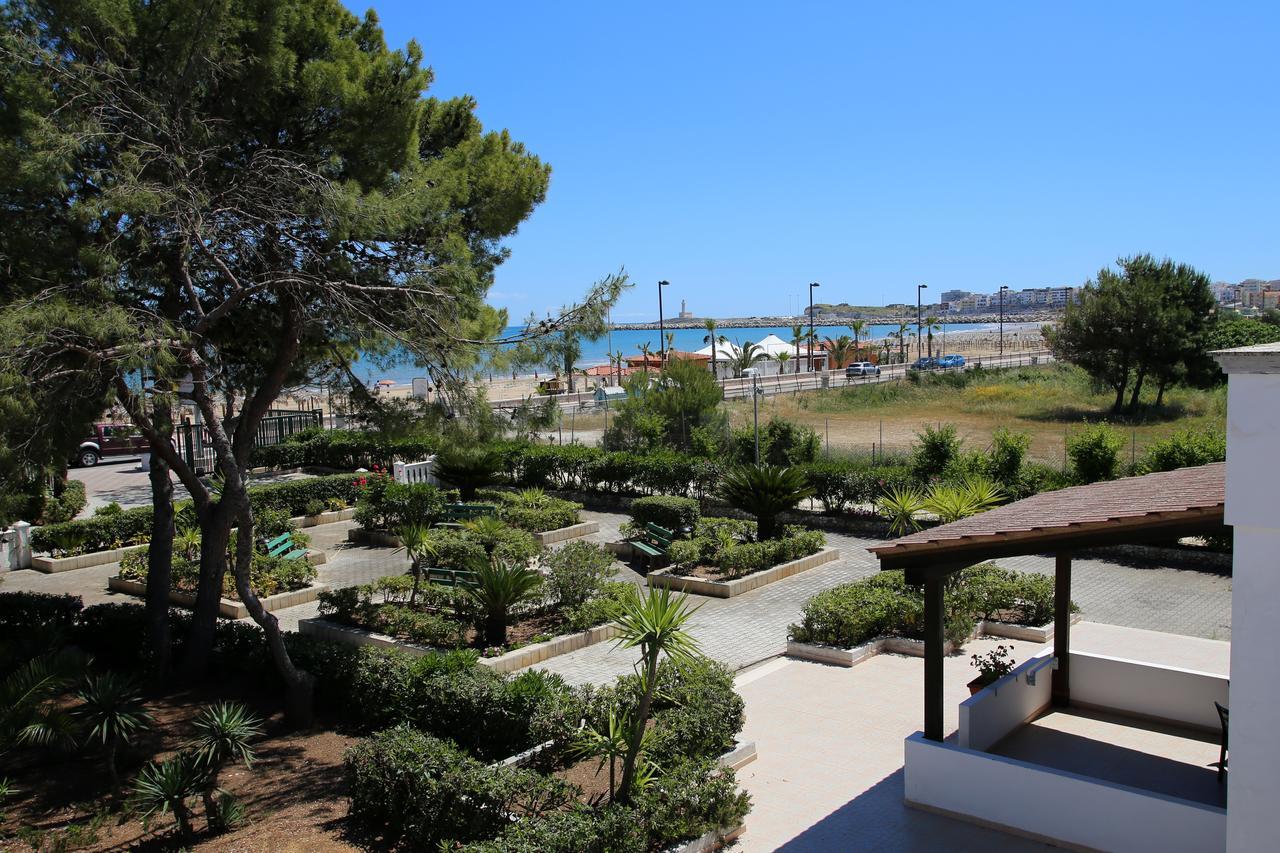 Hotel Parco Carabella Vieste Extérieur photo