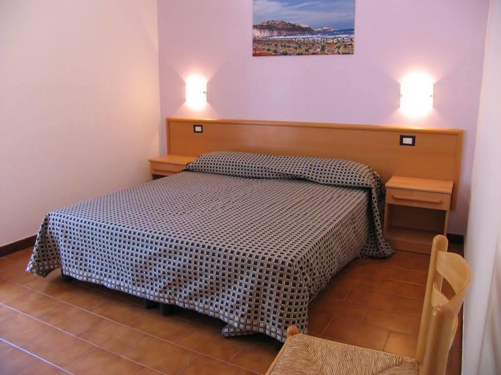 Hotel Parco Carabella Vieste Extérieur photo